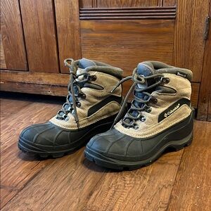 Columbia Thermolite Hiking Boots